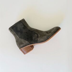 Dolce Vita Ari Ankle Boot